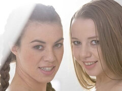 Dukke, Kysse, Lingerie, Onani, Naturlige bryster, Barberet, Stripning, Bryster