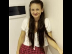 18 jaar, Sperma, Hondjeshouding, Hardcore, Mager, Sperma, Tiener, Tieten likken