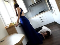 Ruskeahiuksinen, Tsekki, Fetissi, Jalkafetissi, Hd, Korkokengät, Todellisuus, Orja