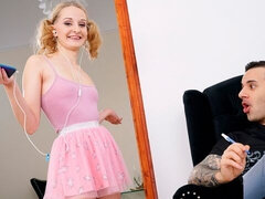 Anal, Grosse bite, Robe, Doigter, Hard, Pigtail, Rasée, Adolescente