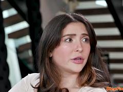 Anális szex, Cumizás, Szőrös, Kőkemény, Latin lány, Hármas, Begyek