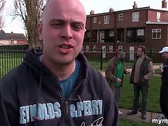 Velik kurac, Velike joške, Fafanje, Prstni, Lizanje, Milf, Mama, Tetovaže