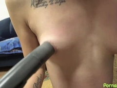 Μελαχροινή, Κλειτορήδα, Τσέχα, Αυνανισμός, Θηλές, Μουνί, Μόνος, Βυζιά