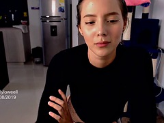 Slim Colombian girl with a pretty face entertains herself every day showing her naughtiest side and her naked body in