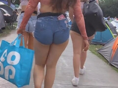 Amatőr, Hatalmas hátsó, Gesztenyebarna, Hd, Szabadban, Kukkoló