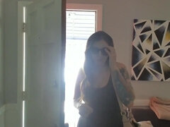 Duży tyłek, Duże cycki, Brunetka, Masturbacja, Mamuśka, Punkt widzenia, Zabawki