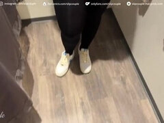 Zunanji izliv, Nemke, Dekle drka tiča, Zrela, Naravne joške, Prvoosebno snemanje seksa, V javnosti, Drgnjenje ob joške