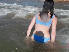 Amateur, Bikini, Sucer une bite, Pieds, Branlette thaïlandaise, Orgasme, De plein air, Public