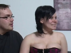 Enthousiasteling, Pijpbeurt, Duits, Hardcore, Zoenen, Moeder die ik wil neuken, Trio