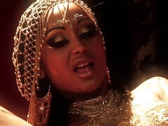 Grote lul, Grote mammen, Pijpbeurt, Bruinharig, Sperma in gezicht, Hardcore, Interraciaal, Tiener