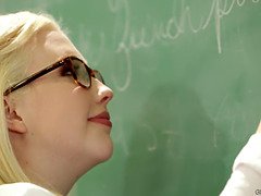 Røv, Stor røv, Kysse, Lesbisk, Slikning, Onani, Pov, Stedmor