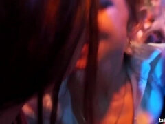 Tetas grandes, Rubia, Cfnm, Grupo, Hd, Interracial, Fiesta, Medias largas