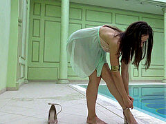 Fürdőszoba, Fürdő ruha, Gesztenyebarna, Meztelen, Nyilvános, Orosz, Leborotvált, Harisnya