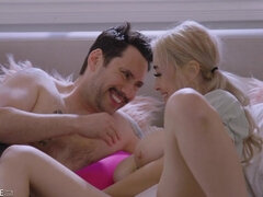 Store bryster, Blondine, Pik sutte, Ældre lækkre kvinde, Creme tærte, Hundestilling, Hårdt, Mor jeg gerne vil kneppe