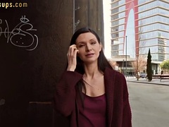 Brunette, Erotik, Brystvorter, Pov, Offentlig, Realitet, Ridning, Mager