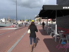 Amatorka, Tyłek, Blondynka, Dziewczyna, Włochaty, Drobna, Obrzmiałe sutki, Cipka