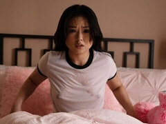 18, Aasialainen, Iso kulli, Suihinotto, Takaapäin, Luonnolliset tissit, Teini, Tissit