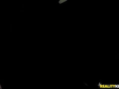 오랄섹스, 흑갈색 머리, 자동차, 깊은목구멍, 얼굴에, Hd, 공개적인, 젖가슴