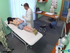 Ερασιτέχνης, Κώλος, Γιατρός, Σε στάση σκύλου στα τέσσερα, Μαλακία, Γραφείο, Πρώτου προσώπου, Στολή