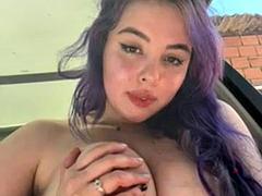 Stor svart kvinne, Store pupper, Bil, Offentlig, Pupper, Webkamera