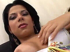 Anale, Pompino, Brunetta, Schizzo di sborra, Ragazza con il pisello, Donna con pene, Magra