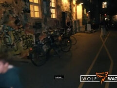 Velké kozy, Německé, Hd, Milf žcbp, Drobounká, Různé pohledy, Realita, Kozičky