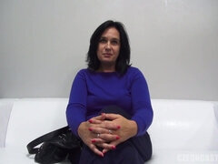 Amatéři, Zadek, Velké kozy, Stříkání spermatu, Mamina, Přírodní prsa, Prsa v akci, Kozičky