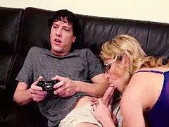 Любители, Минет, Кончили внутрь, Семяизвержение, Мамочка, Тощие, Мачеха, Табу