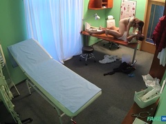 素人, フェラチオ, イく瞬間, 指いじり, なめる, 看護婦, オマンコ, ユニフォーム