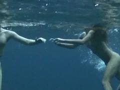 Amatør, Babe, Store pupper, Utendørs, Basseng, Offentlig, Russer, Undervann