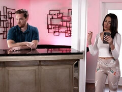 Kuřba, Brunetka, Masáž, Přírodní prsa, Vyholené, Teenka, Kozičky