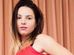 Amatør, Stor rumpe, Fingring, Milf, Naturlige bryster, Naken, Alene, Stripping