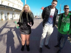 Bambino, Grande cazzo, Pompino, Schizzo di sborra, Da dietro, Hardcore, All'aperto, Pubblico