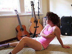 Amatör, Fingering, Hårig, Onani, Orgasm, Softcore, Tuttar