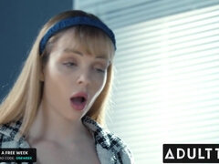 巨乳な, レズビアン, なめる, 淫乱熟女, オマンコ, コキ, ティーン, オッパイの