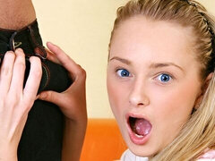 18 jaar, Grote kont, Grote lul, Pijpbeurt, Hondjeshouding, Natuurlijke tieten, Tiener, Tieten likken