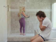 Chambre à dormir, Blonde, Sucer une bite, En levrette, Faciale, Mère que j'aimerais baiser, Maman, Douche