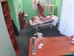 Amatør, Røv, Hundestilling, Slikning, Sygeplejerske, Kontor, Uniform, Snugkigger