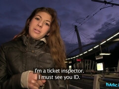 Amatør, Babe, Kukk suging, Brunette, Bil, Europeisk, Penger, Synsvinkel