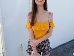 Ερασιτέχνης, Πίπα, Πούτσος, Σε στάση σκύλου στα τέσσερα, Εκτός, Μουνί, Τατουάζ, Βυζιά