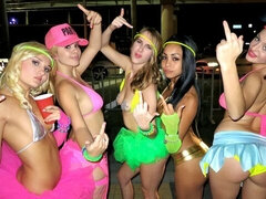 Bundão, Pauzão, Transar de quatro, Mulheres homem, Melharucos naturais, Orgia, Adolescente, Tetas