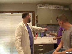 Teen-Sexy nurse cum extraction