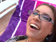 Grosser schwanz, Braunhaarige, Spermaladung, Füsse, Spiele, Hd, Latina, Titten