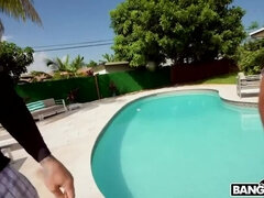 Anal, Stor pik, Store bryster, Blondine, Langt ned i halsen, Hd, Mor jeg gerne vil kneppe, Udendørs