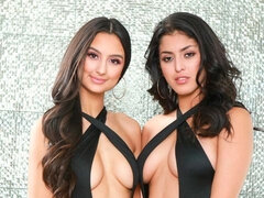 69   sottosopra, Culo, Leccata di culo, Tette grandi, Toccando, Baciando, Leccata, Strippaggio