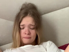 18 χρονον, Ευρωπαίος, Σπιτικό, Μόνος, Μαθητής, Έφηβος, Παρθένα