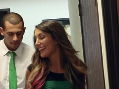 Ванна, Большие сиськи, Брюнетки, Парочка, Семяизвержение, Член, Каблуки, Белье