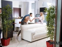 Boquete, Loba, Saltos, Maduroa, Madrasta, Tabu, Adolescente