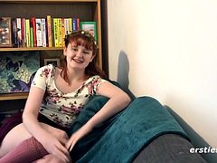 Amatör, Stora tuttar, Rolig, Hårig, Hardcore, Onani, Solo, Leksaker