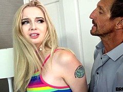 Pompino, Vestite, Papà, Facciale, Hardcore, Tette naturali, Figa, Succhiando